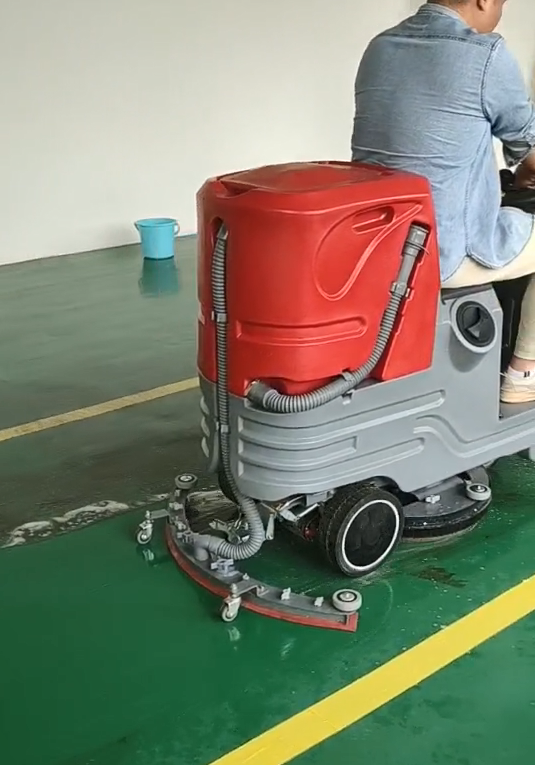 洗地機(jī)不出水怎么回事？
